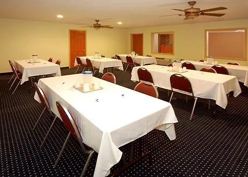 Hotel Baymont By Wyndham At Nas Corry