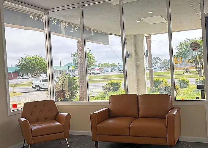 Baymont By Wyndham At Nas Corry 2* Pensacola