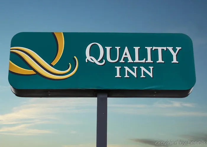 Baymont By Wyndham At Nas Corry Hotel 2*