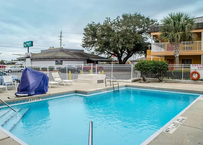 Baymont By Wyndham At Nas Corry 2* Pensacola